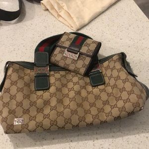 Gucci small purse and wallet